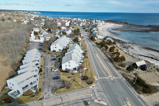 $780,000 | 943 Ocean Boulevard, Unit 21, Hampton, NH 03842