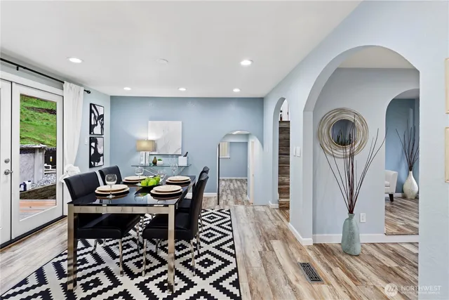 $1,290,000 | 30308 148th Avenue Southeast, Kent, WA 98042