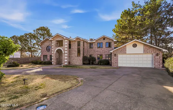 $650,000 | 620 Mt Cristo Rey Lane, El Paso, TX 79922