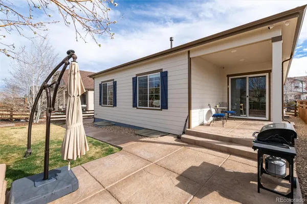 a house view with a outdoor space