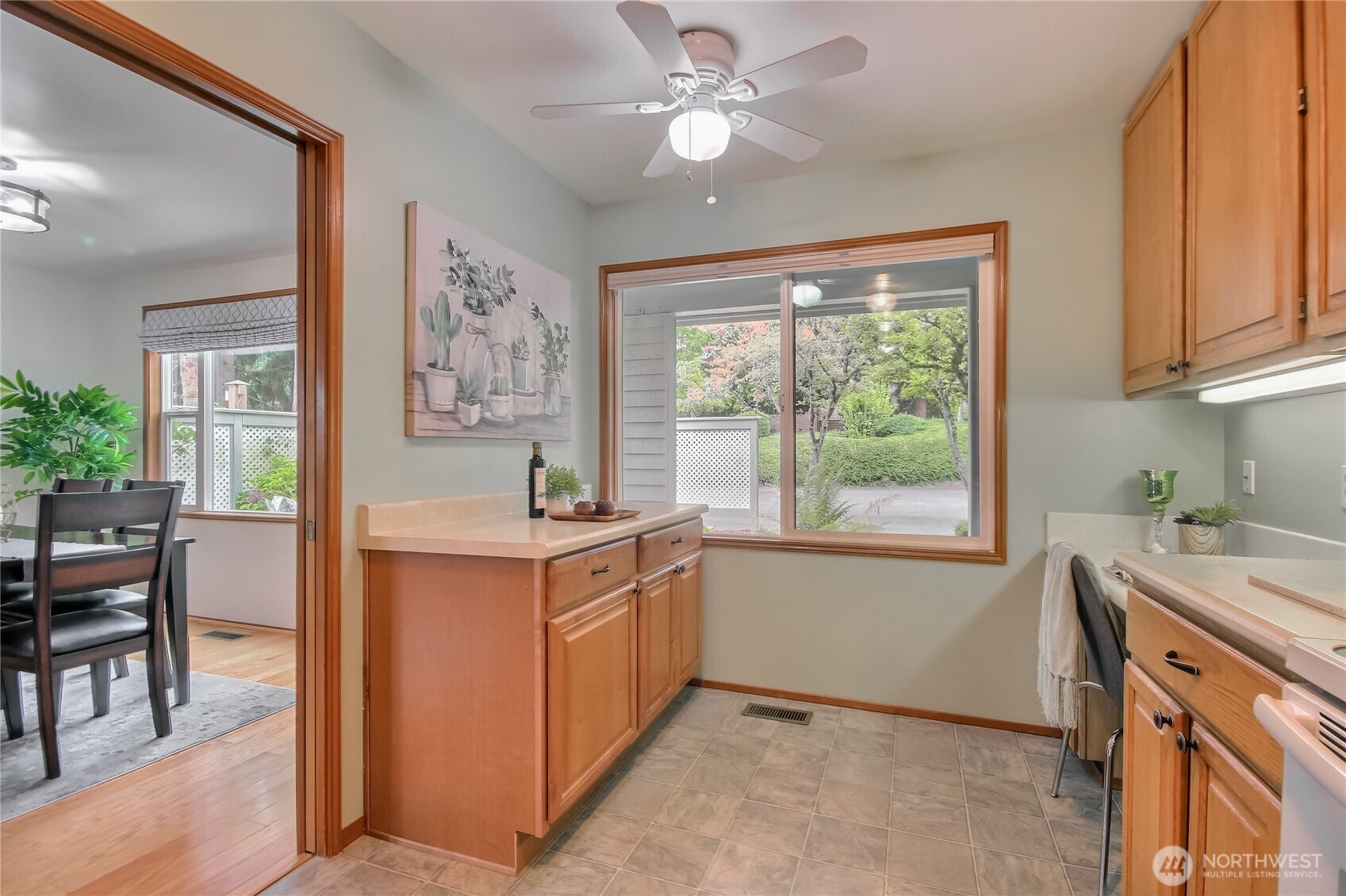 4106 221st Place Southeast, Unit 1072 Issaquah, WA 98029 - Photo 16 of 40 a kitchen that has a lot of windows in it