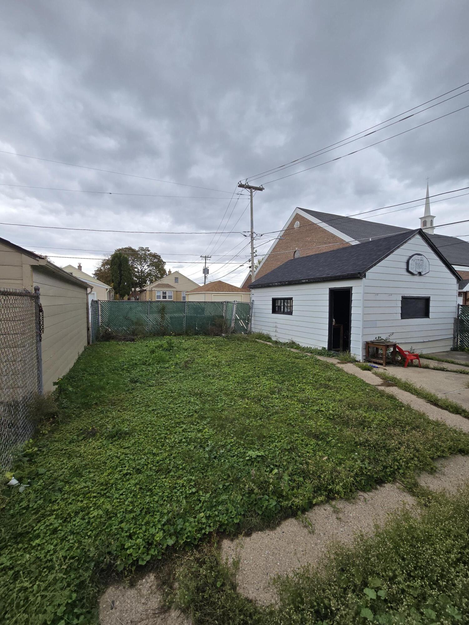 4757 North 18th Street Milwaukee, WI 53209 - Photo 12 of 15 20251102_123032