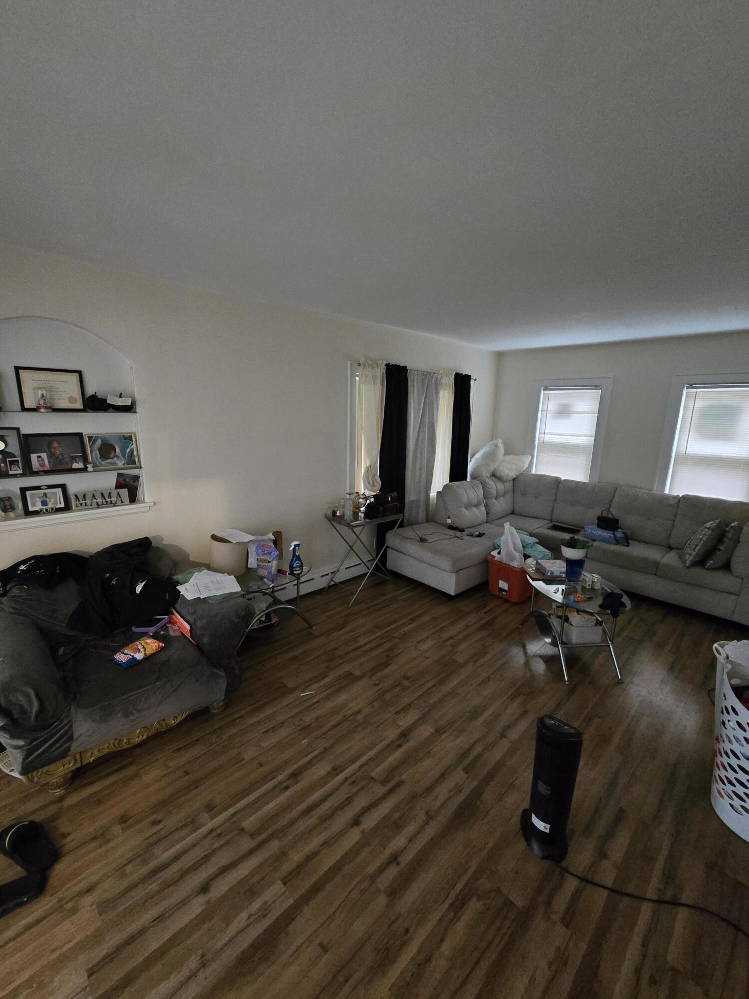 4757 North 18th Street Milwaukee, WI 53209 - Photo 3 of 15 20251021_124137