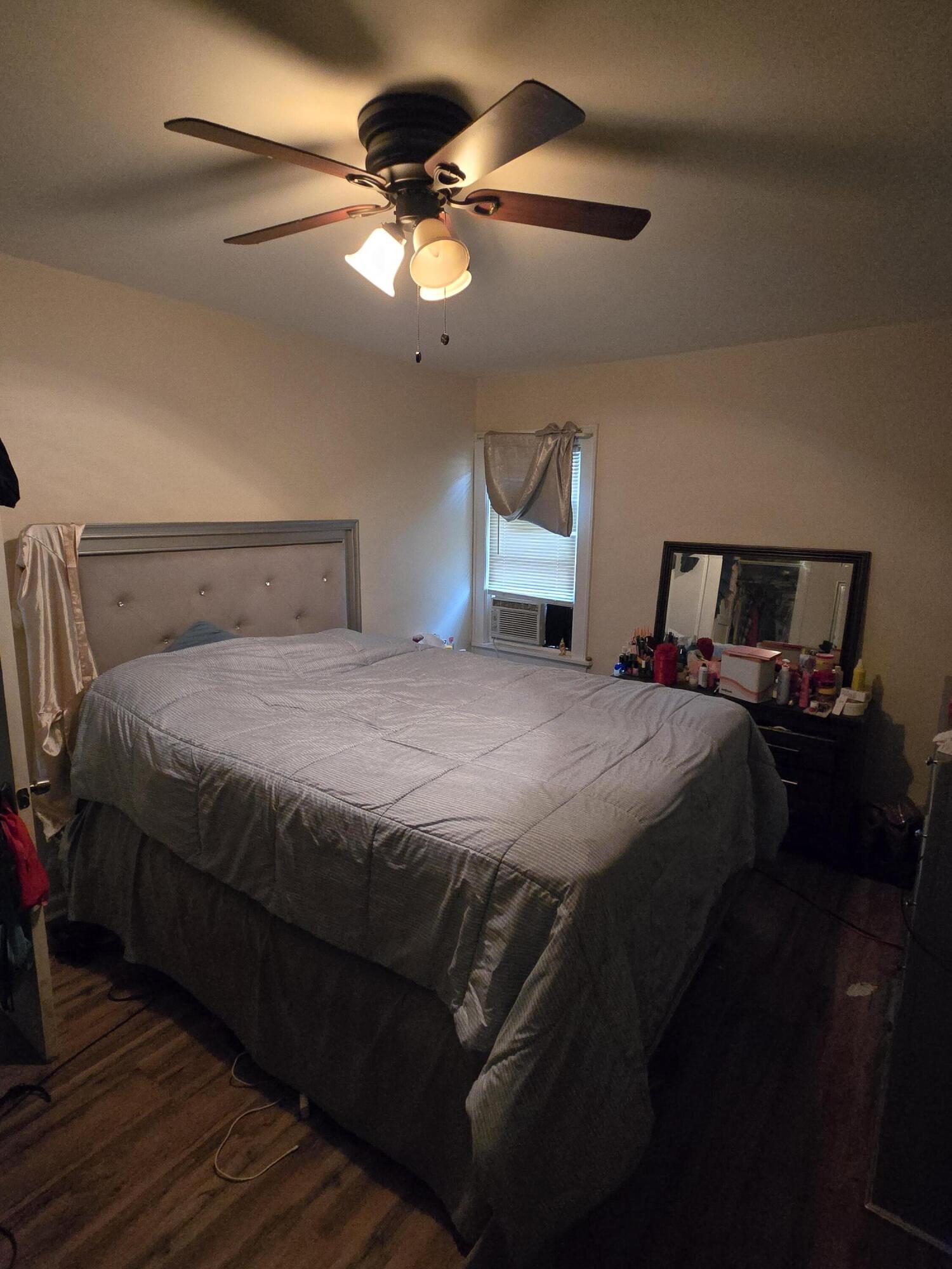 4757 North 18th Street Milwaukee, WI 53209 - Photo 7 of 15 20251021_124610