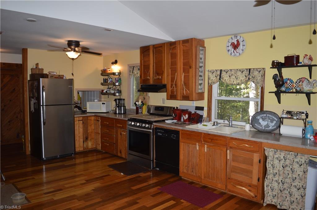 1120 Krishna Road Sandy Ridge, NC 27046 - Photo 11 of 30