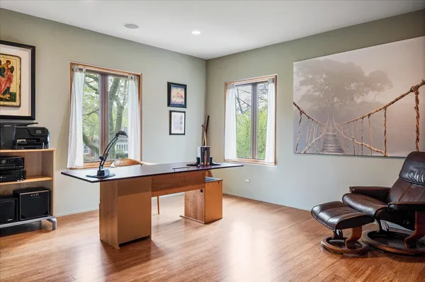 $2,295,000 | 230 Greenleaf Avenue, Wilmette, IL 60091