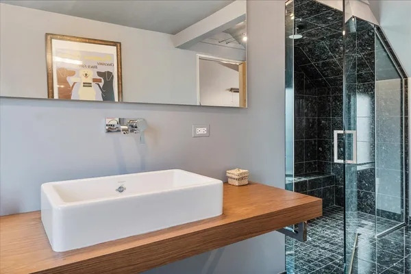 $2,295,000 | 230 Greenleaf Avenue, Wilmette, IL 60091