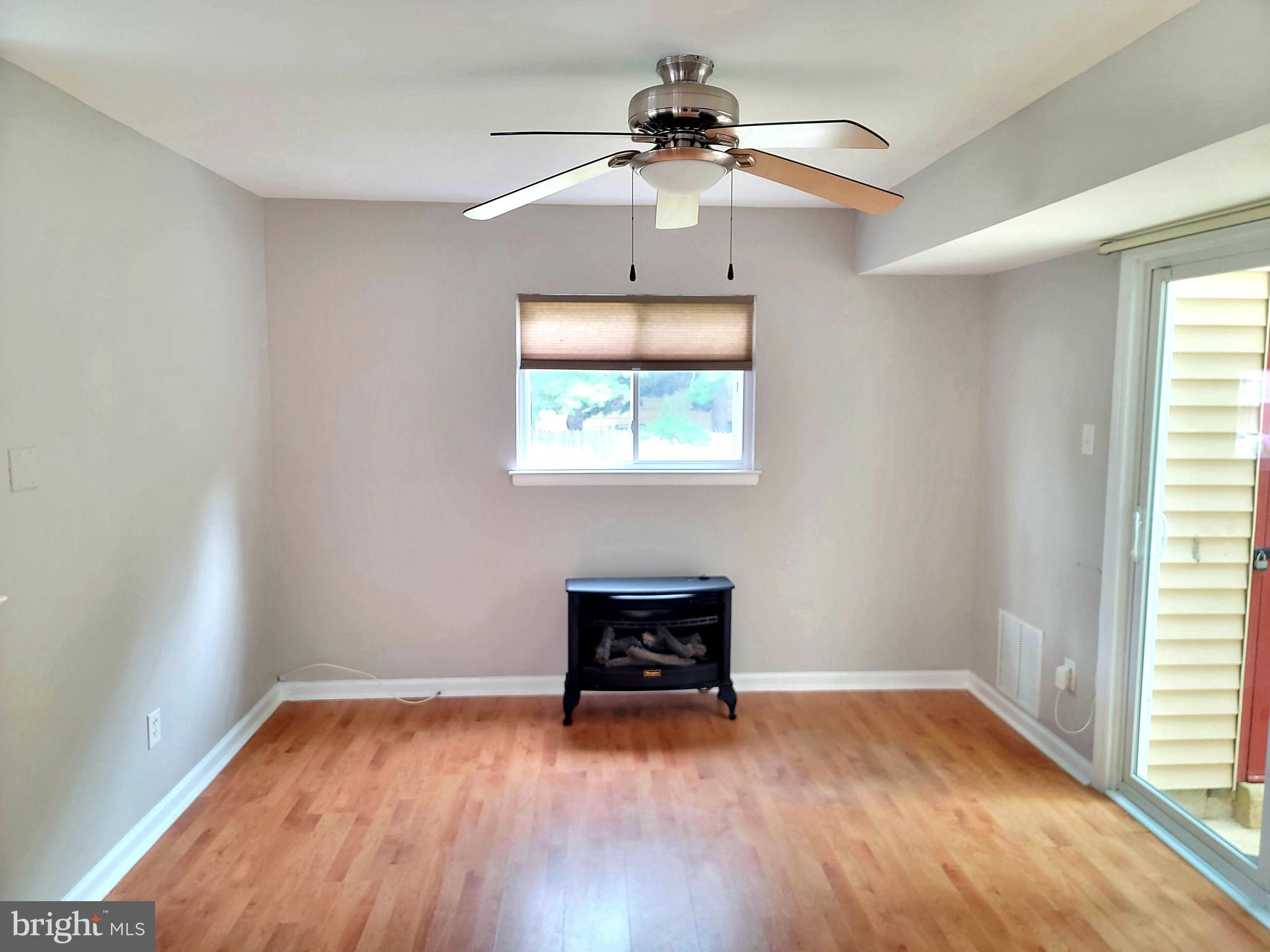 21 Kings Road Sicklerville, NJ 08081 - Photo 13 of 30