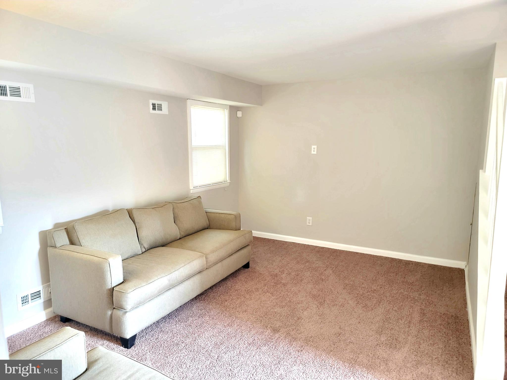21 Kings Road Sicklerville, NJ 08081 - Photo 6 of 30