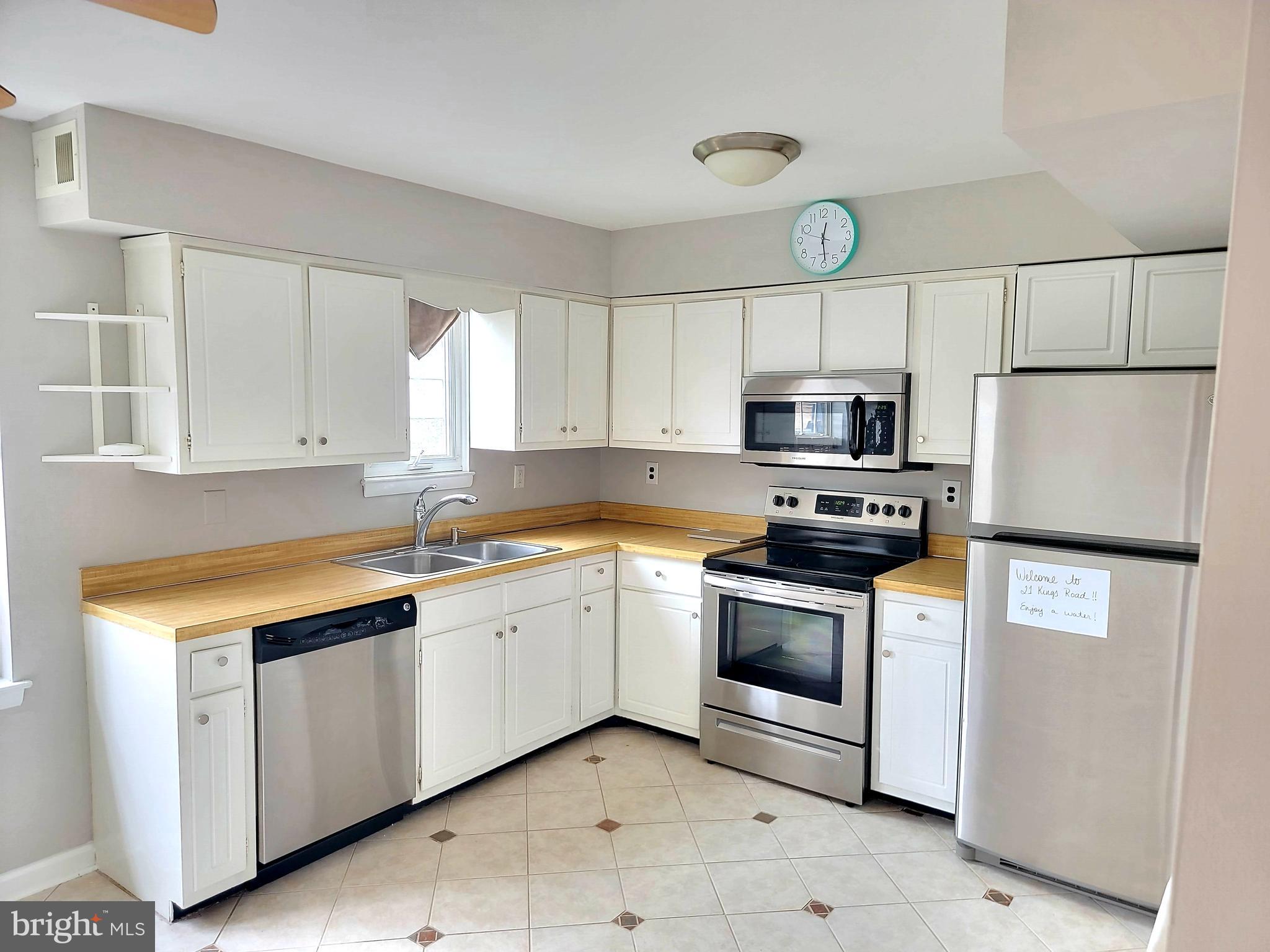 21 Kings Road Sicklerville, NJ 08081 - Photo 10 of 30