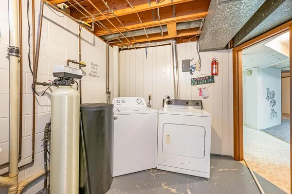 $192,000 | 812 Main Street North, Minnesota Lake, MN 56068
