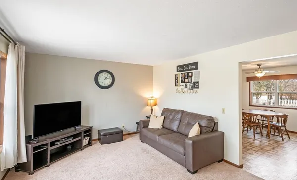 $192,000 | 812 Main Street North, Minnesota Lake, MN 56068