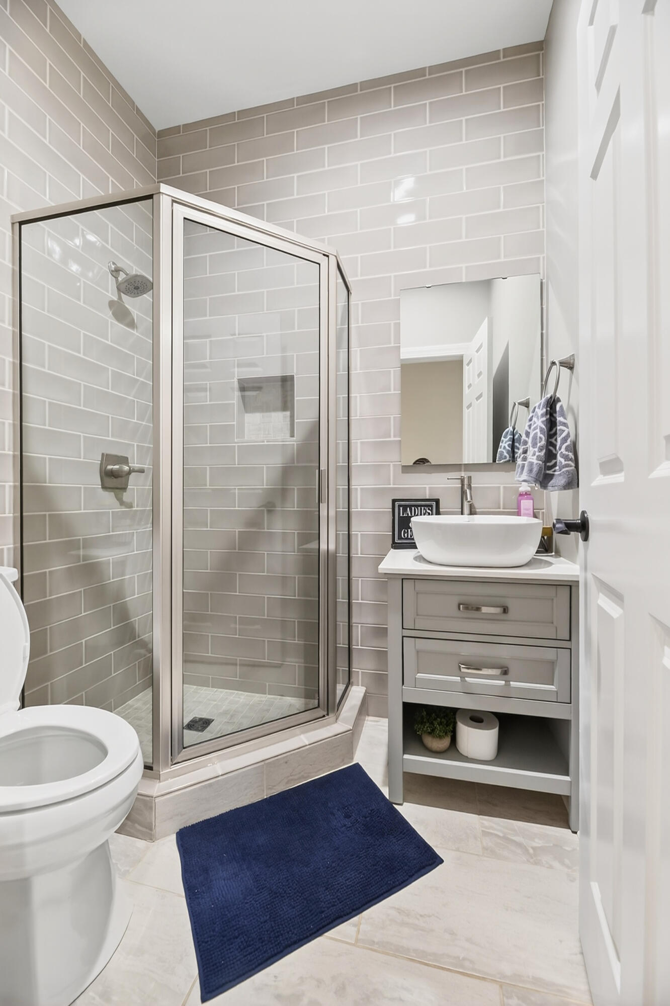 2145 Eutaw Road Holly Hill, SC 29059 - Photo 28 of 75 Guest Bath