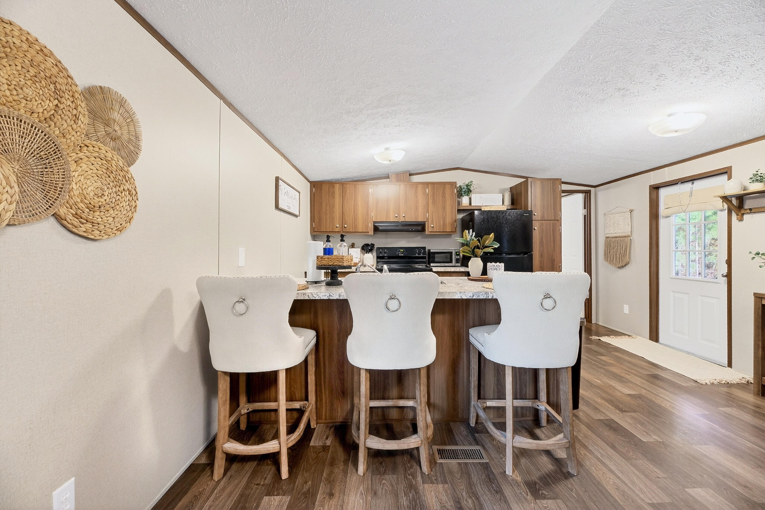 2145 Eutaw Road Holly Hill, SC 29059 - Photo 57 of 75 Beautiful LV Plank Floors