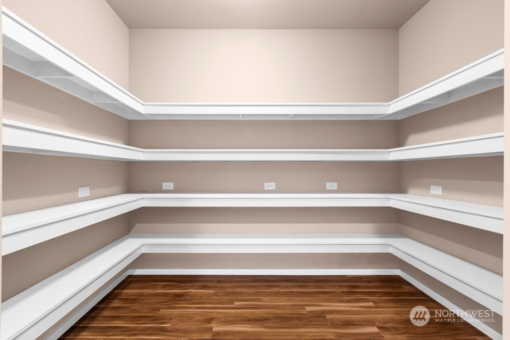 4021 168th Place Southeast Bothell, WA 98012 - Photo 14 of 39 a view of an empty walk in closet