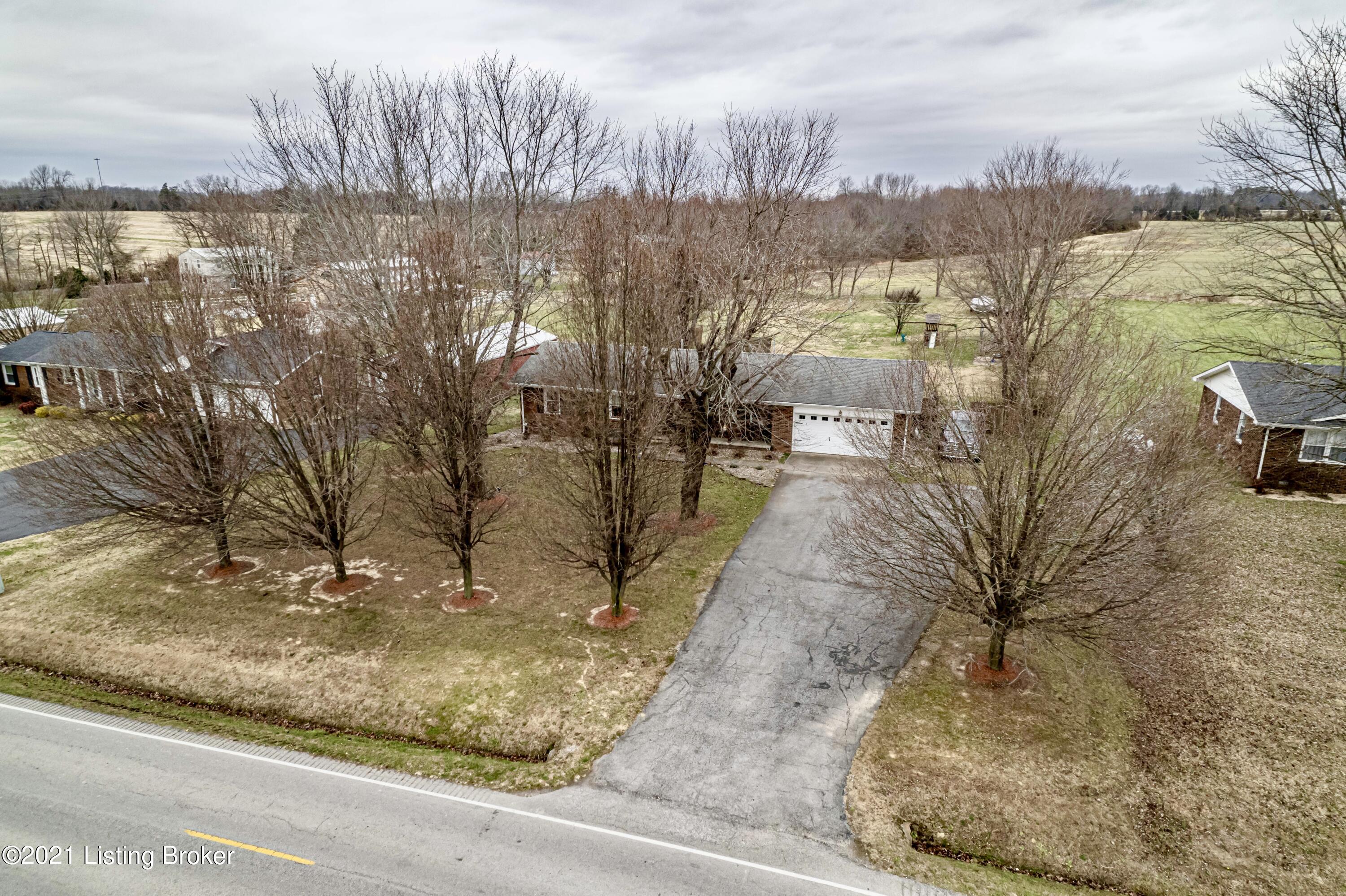 1340 Millerstown Road Clarkson, KY 42726 - Photo 2 of 38 08C95306-33EE-443E-A64B-79C0C9094FED