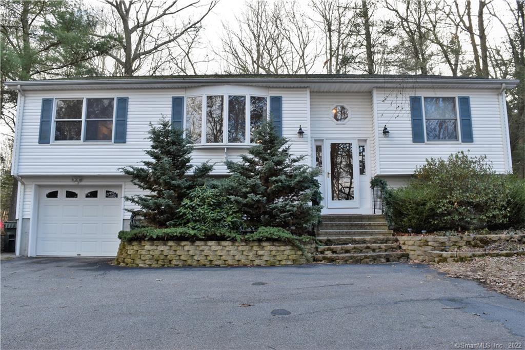33 Fitchville Road Norwich, CT 06360 - Photo 1 of 1