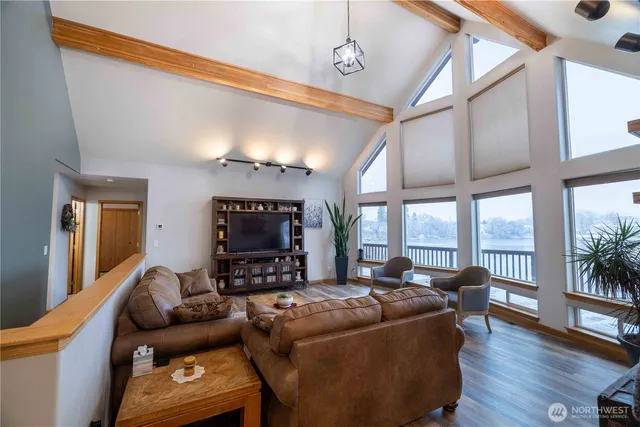 $780,000 | 7 Sunset Lakes Road, Riverside, WA 98849