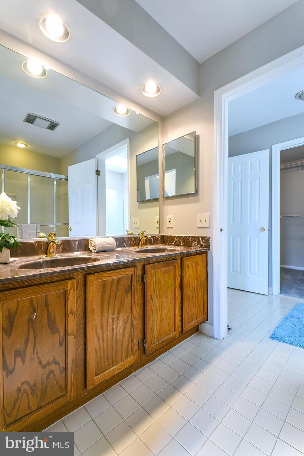 2 Middlebridge Court Silver Spring, MD 20906 - Photo 20 of 30 Bath
