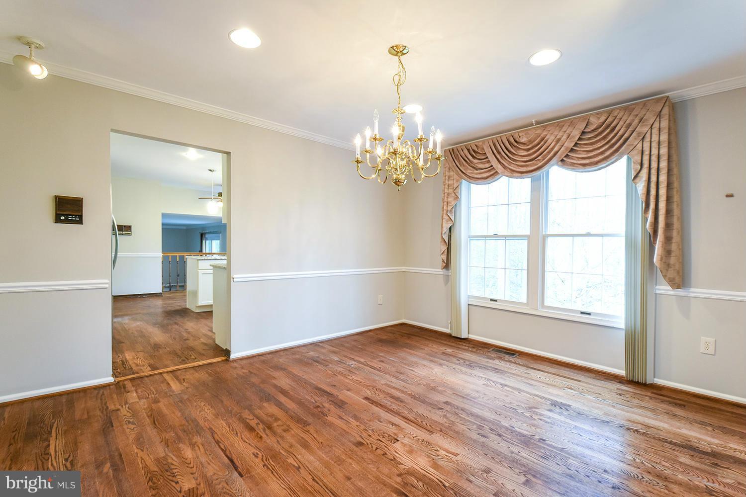 2 Middlebridge Court Silver Spring, MD 20906 - Photo 8 of 30 Dining Room