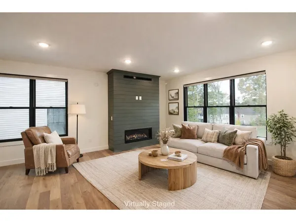 $730,000 | 10 Mabel Way, South Burlington, VT 05403