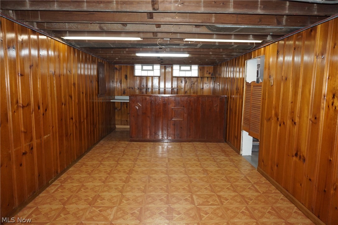 3802 Highland Road Cleveland, OH 44111 - Photo 23 of 24
