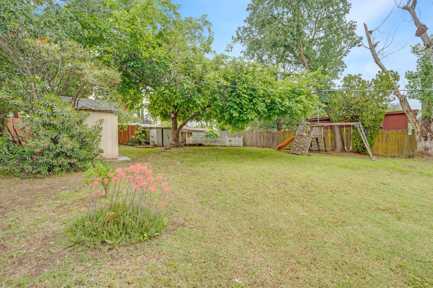 7128 Parish Way Citrus Heights, CA 95621 - Photo 25 of 29