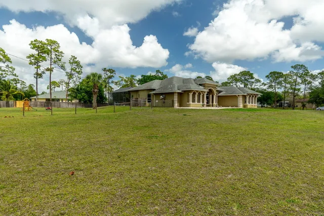 $925,000 | 18021 49th Street North, Loxahatchee, FL 33470