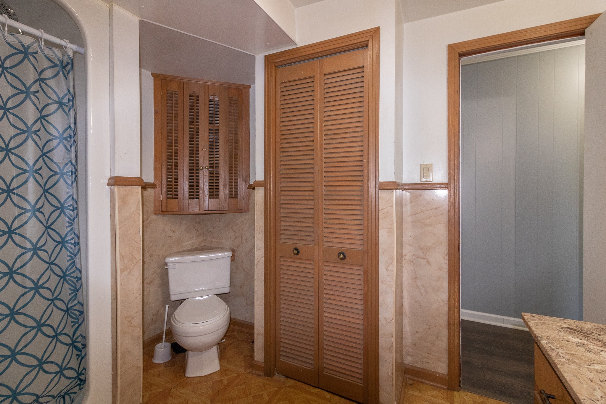 201 South Tunnel Road Portland, TN 37148 - Photo 33 of 41 a bathroom with a toilet