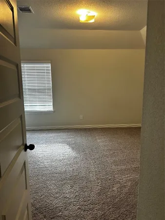 $3,300 | 5336 Latigo Court, Alvin, TX 77511