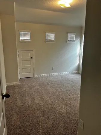 $3,300 | 5336 Latigo Court, Alvin, TX 77511