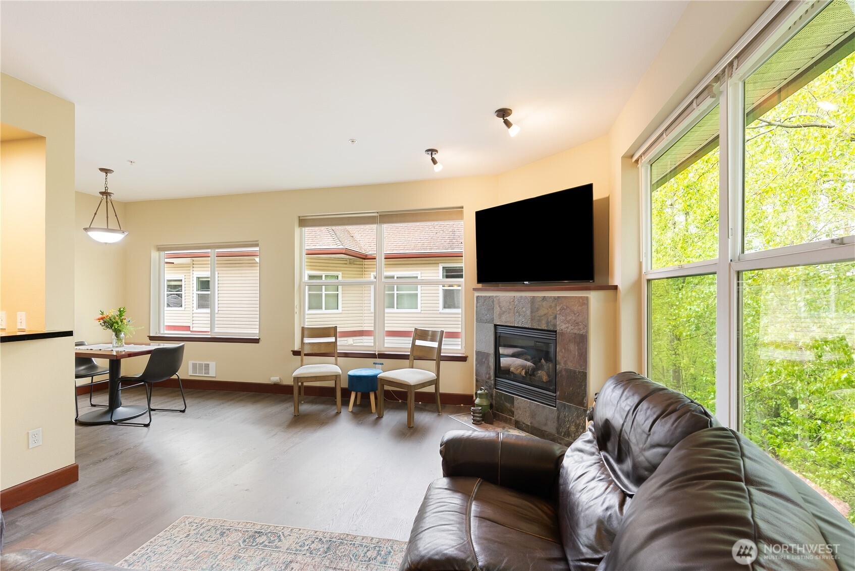 259 West Bakerview Road, Unit C403 Bellingham, WA 98226 - Photo 6 of 34 Gallery Image 6
