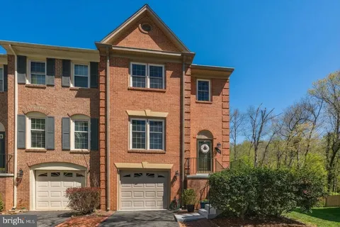 $759,900 | 7730 Shootingstar Drive, Springfield, VA 22152