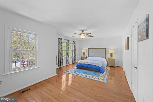 $759,900 | 7730 Shootingstar Drive, Springfield, VA 22152