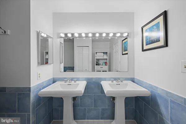 $759,900 | 7730 Shootingstar Drive, Springfield, VA 22152