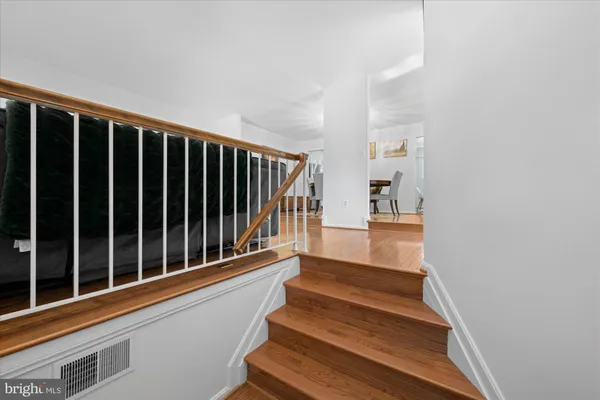 $759,900 | 7730 Shootingstar Drive, Springfield, VA 22152
