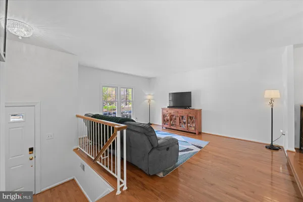 $759,900 | 7730 Shootingstar Drive, Springfield, VA 22152