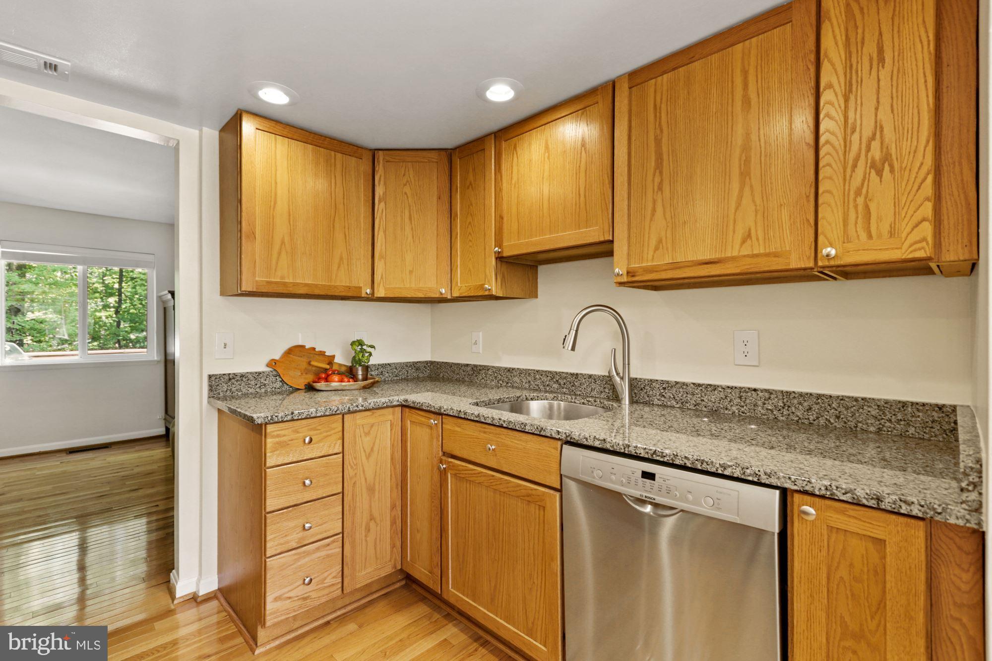 11160 Forest Edge Drive Reston, VA 20190 - Photo 11 of 42 Gallery Image 11