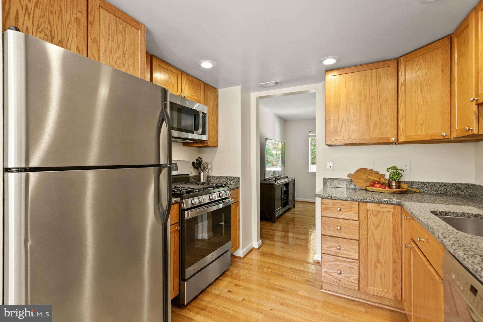 11160 Forest Edge Drive Reston, VA 20190 - Photo 12 of 42 Gallery Image 12