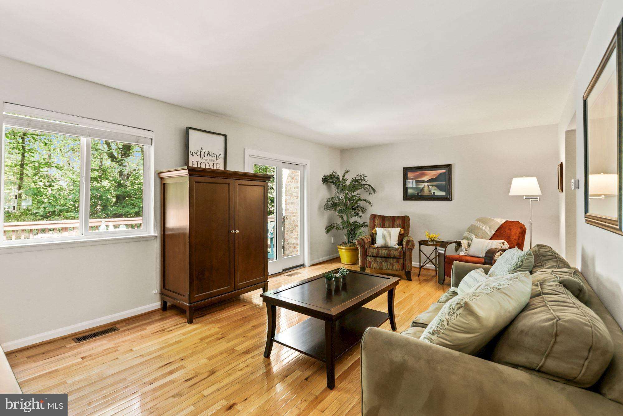 11160 Forest Edge Drive Reston, VA 20190 - Photo 16 of 42 Gallery Image 16