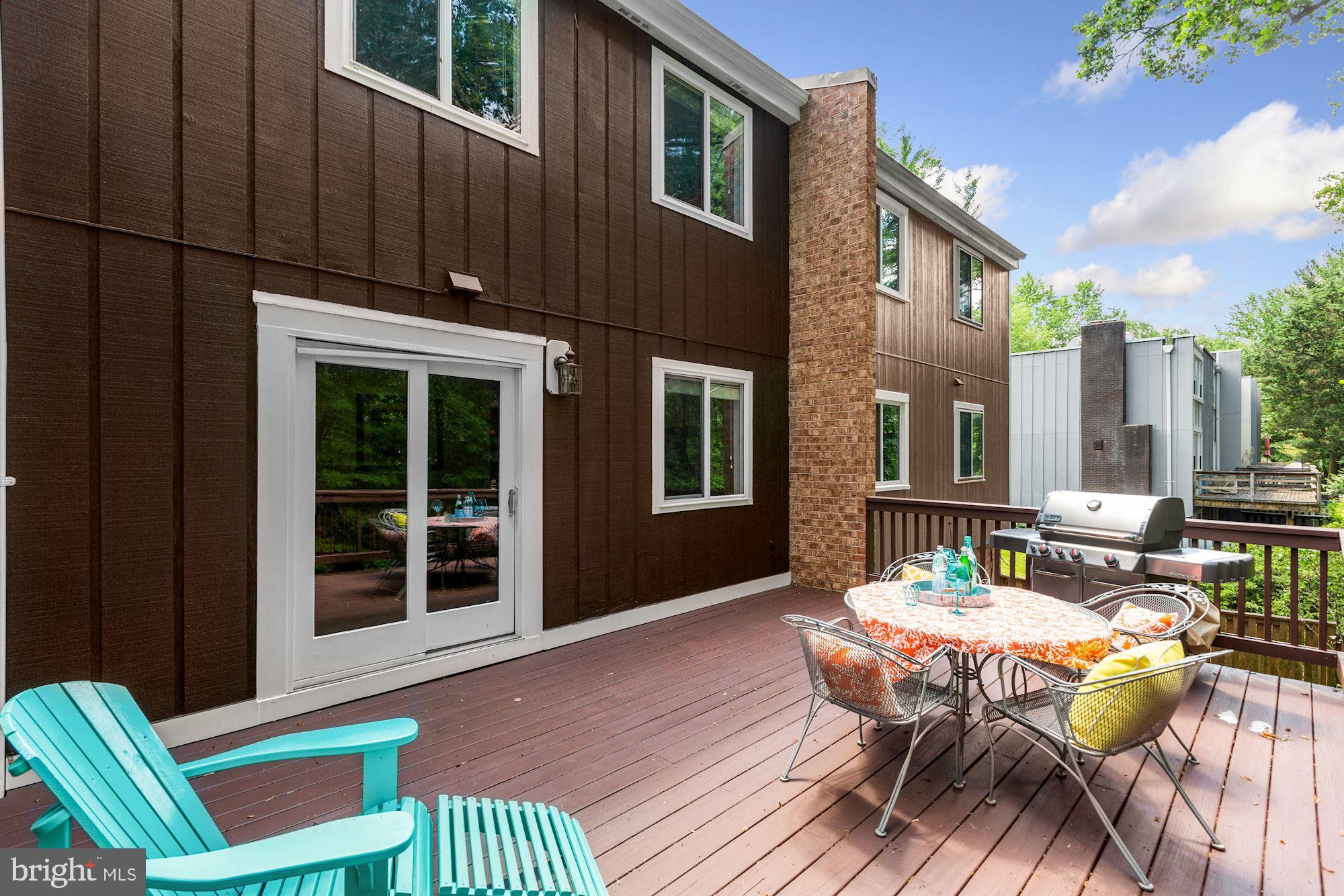 11160 Forest Edge Drive Reston, VA 20190 - Photo 18 of 42 Gallery Image 18