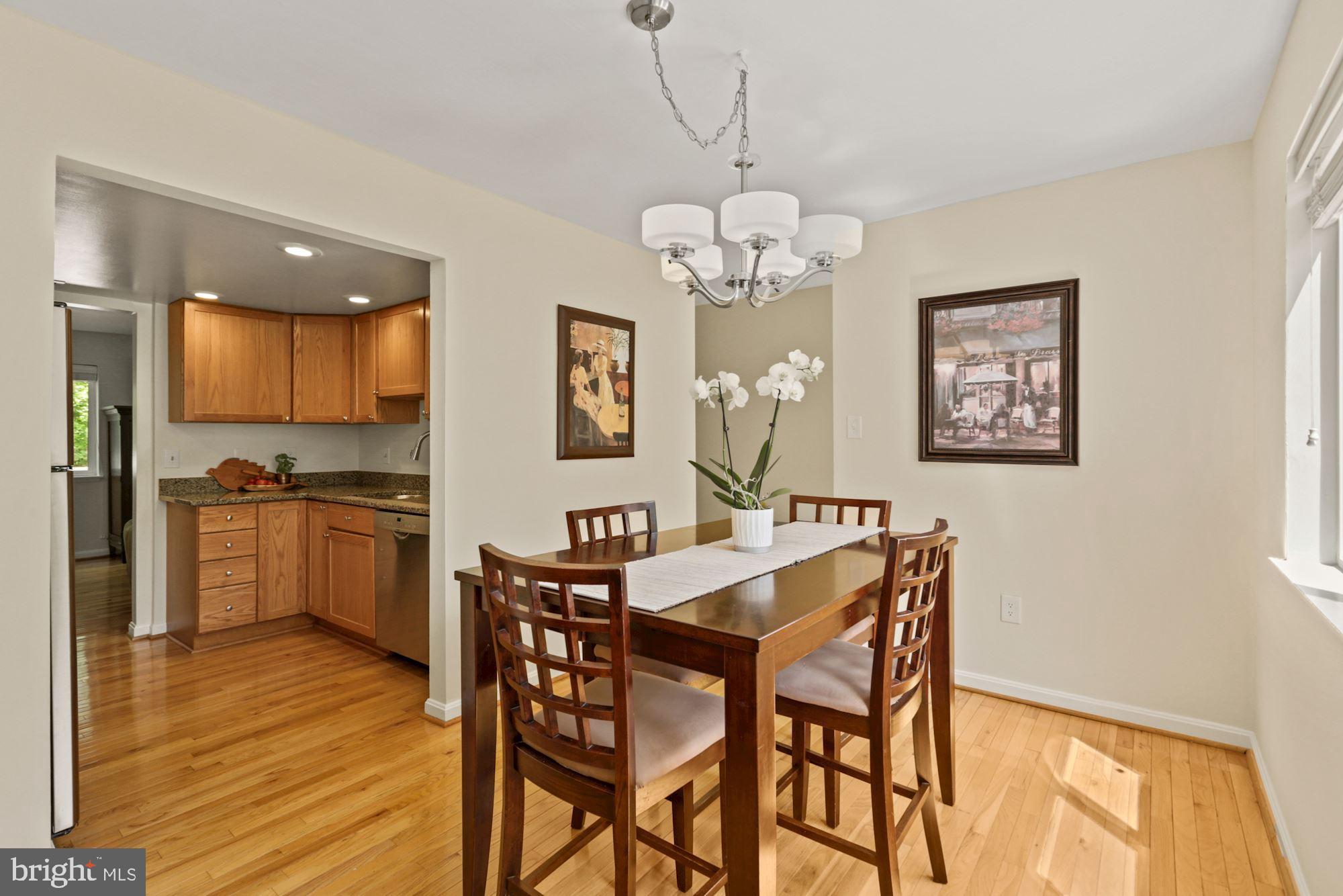 11160 Forest Edge Drive Reston, VA 20190 - Photo 8 of 42 Gallery Image 8