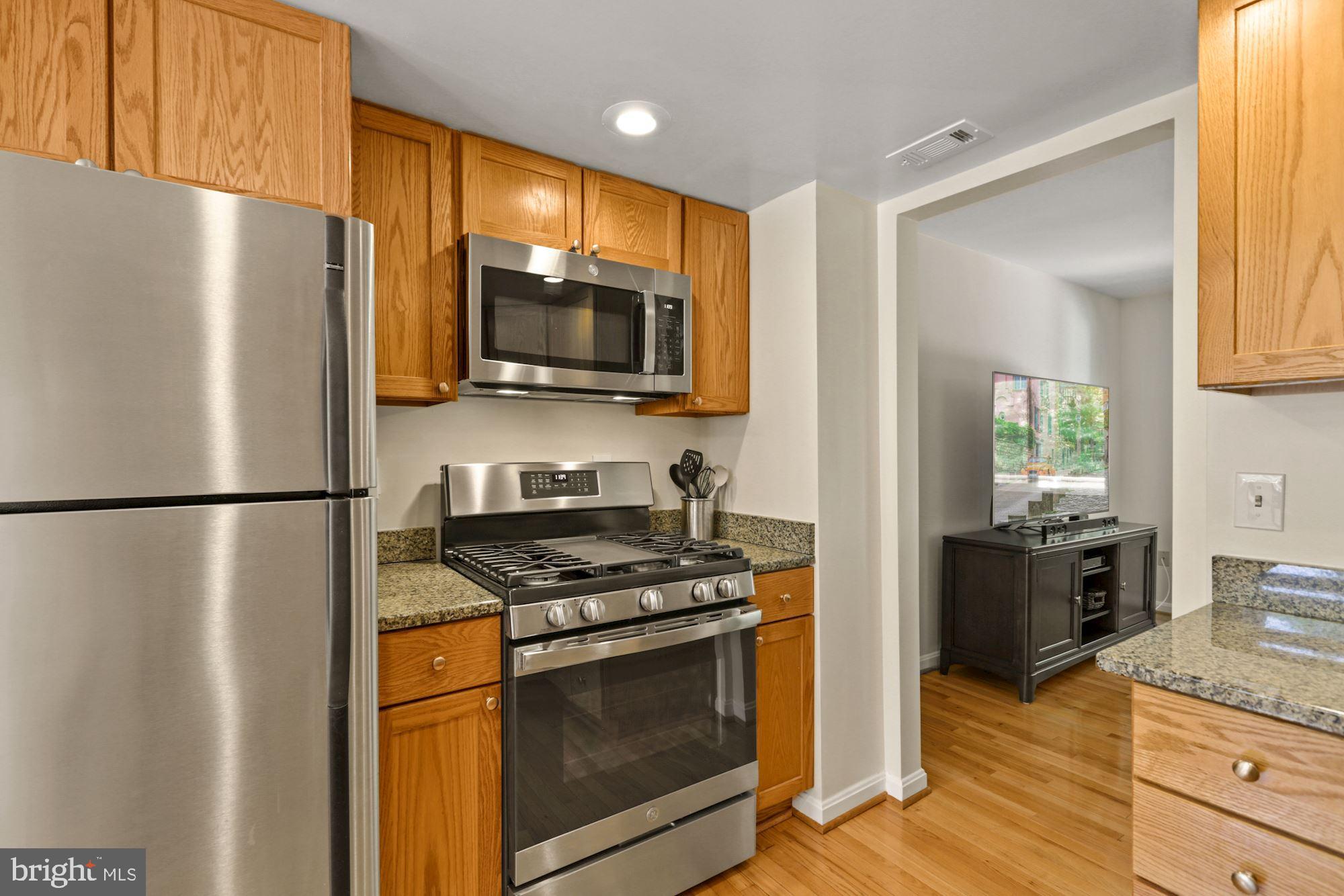 11160 Forest Edge Drive Reston, VA 20190 - Photo 10 of 42 Gallery Image 10