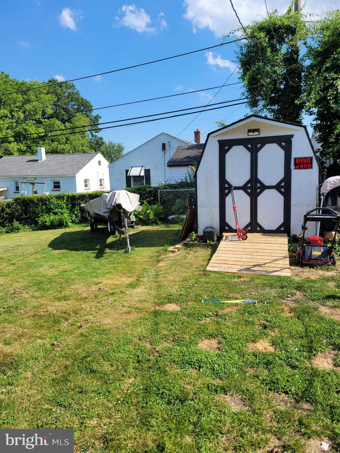 1845 Dutton Mill Road Aston, PA 19014 - Photo 3 of 27