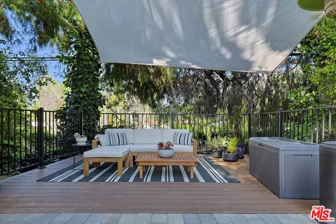 a view of deck with patio