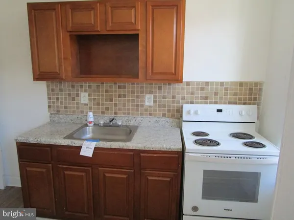 $134,950 | 2651 Lloyd Street, Philadelphia, PA 19153