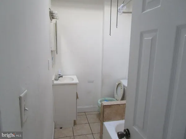 $134,950 | 2651 Lloyd Street, Philadelphia, PA 19153