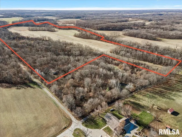 $699,000 | 201 North 700 E Road, Herrick, IL 62431