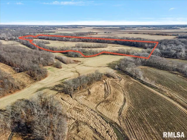 $699,000 | 201 North 700 E Road, Herrick, IL 62431