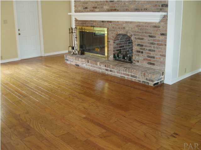 3730 McClellan Road Pensacola, FL 32503 - Photo 2 of 22 HARDWOOD